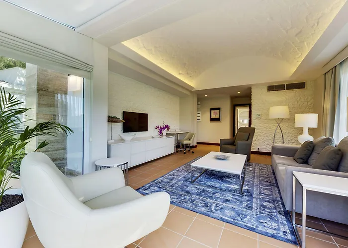 Resort Robinson Nobilis 5*