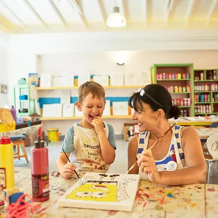 Robinson Nobilis Resort