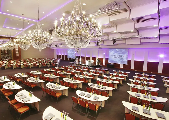 Resort Robinson Nobilis 5*