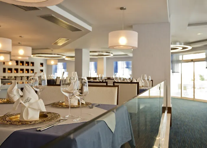 Robinson Nobilis Resort 5*