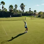 Resort Robinson Nobilis 5*