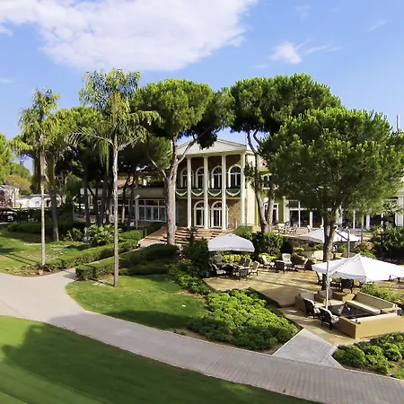 Robinson Nobilis Курортный комплекс 5*