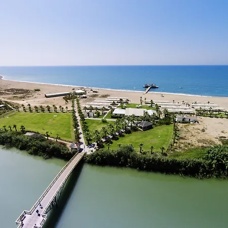 Robinson Nobilis Курортный комплекс 5*